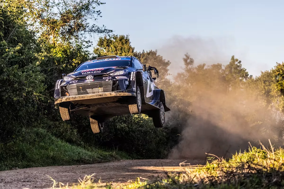 rovanperä líder tras el primer día en el rally de 
